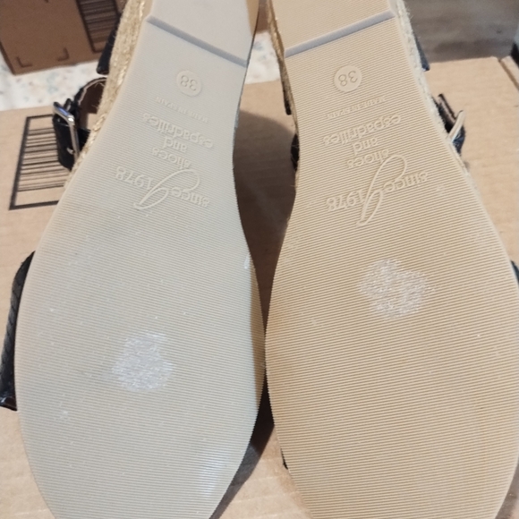 New Eric Michael sandal Black Women's Size 38 - Picture 5 of 7